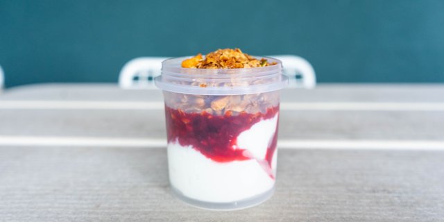 Large Yogurt Parfait