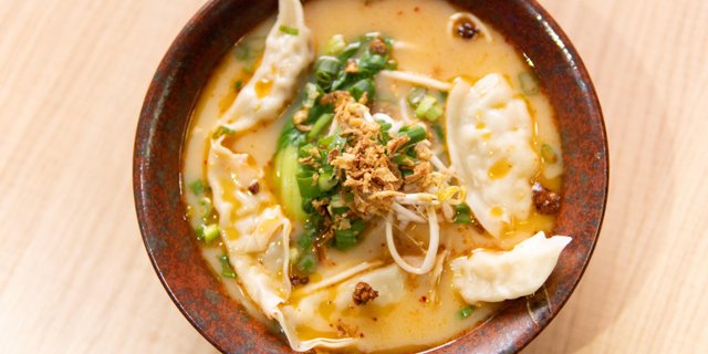 Dumpling Ramen Soup