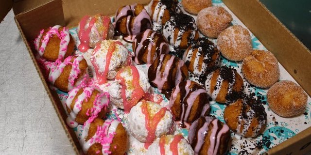 25 Mini Donuts