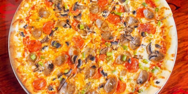 Supremo Pizza