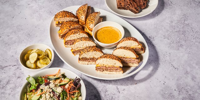 KG Burger Platter