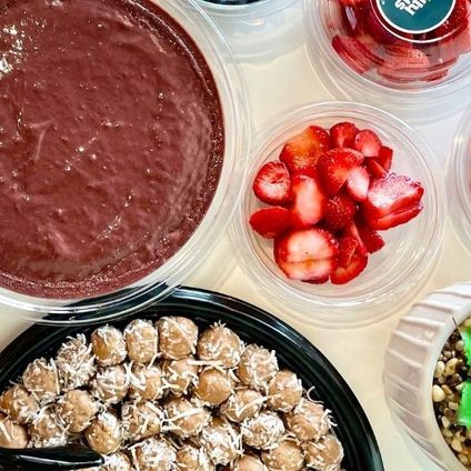 Build-Your-Own Açaí Bowl for 10