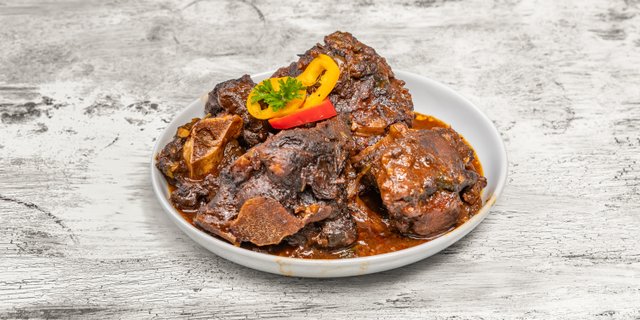 Braised Oxtails