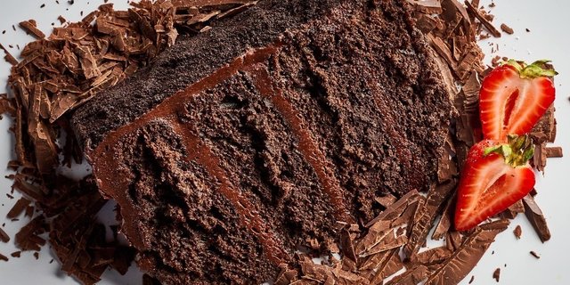 Chocolate Cake Slice