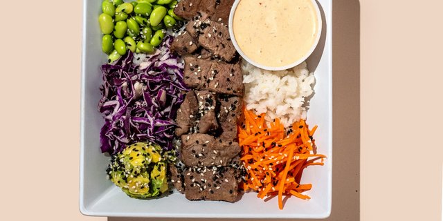 Cracked Pepper London Broil Bowl