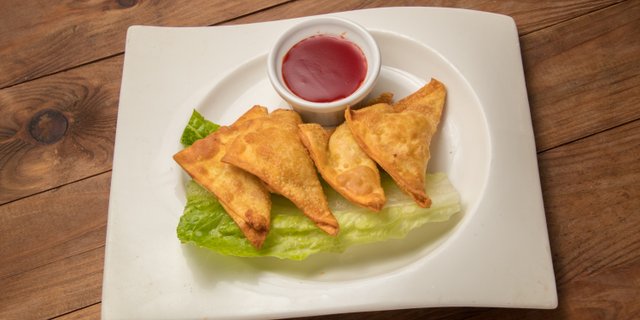 Crab Rangoon