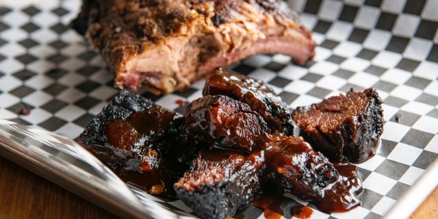 Ribs & Burnt Ends Boxed Lunch