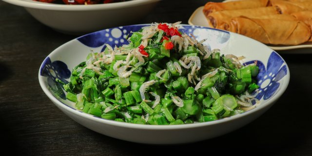 Choy Sum w/ Dried Shrimp Platter