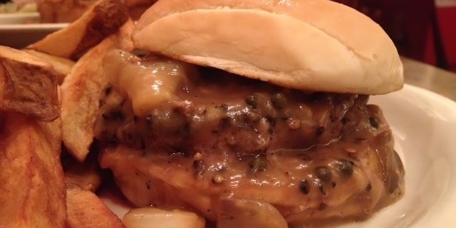Wuddaburger Au Poivre Burger