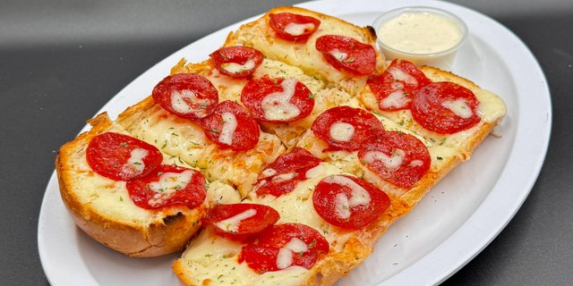 Pepperoni Cheese Bread Roll