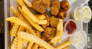 Reds Bar B Que