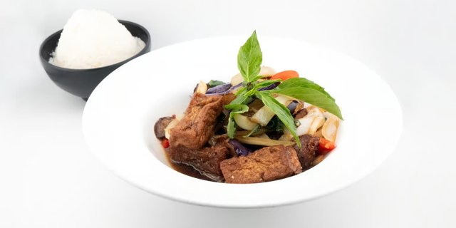Eggplant & Tofu w/ Spicy Garlic Sauce