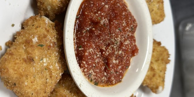 Homemade Fried Mozzarella