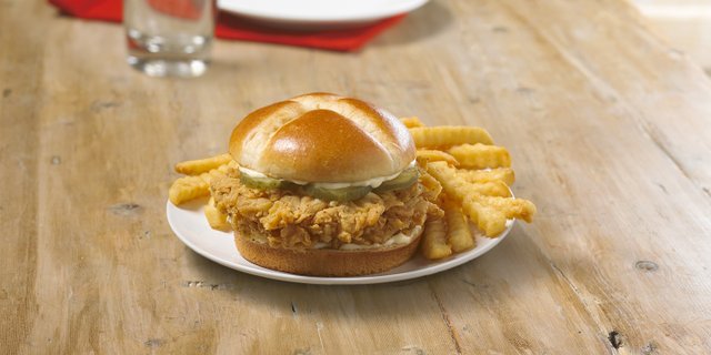 Chicken Sandwich Boxed Meal