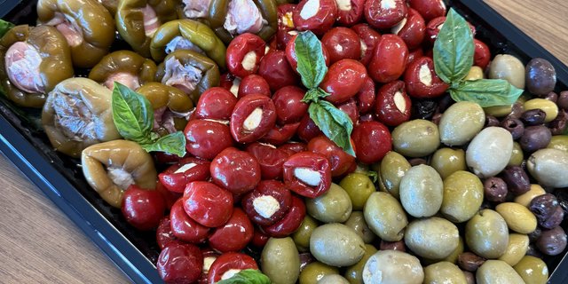 Mini Stuffed Peppers and Olive Tray