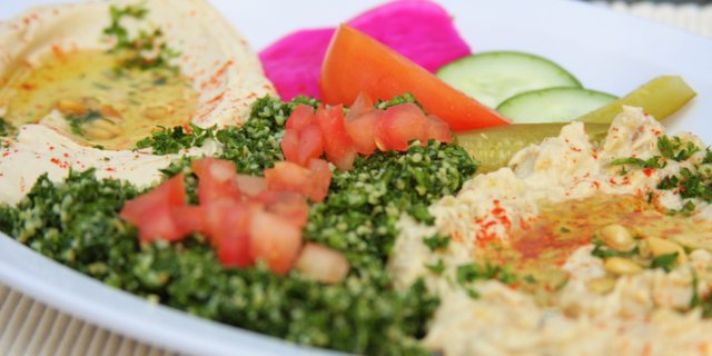 Hummus Plate
