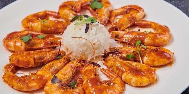 Camarones Cucaracha Platter
