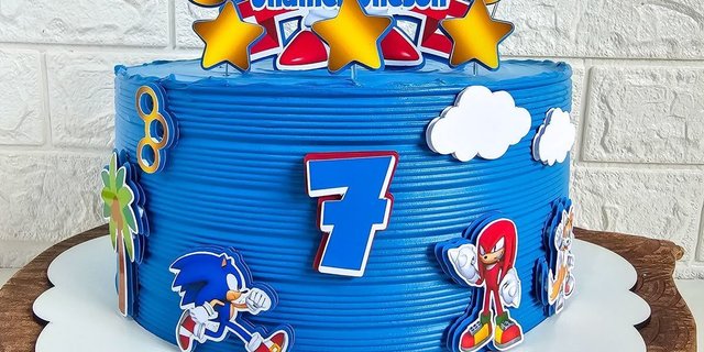 Sonic Cake