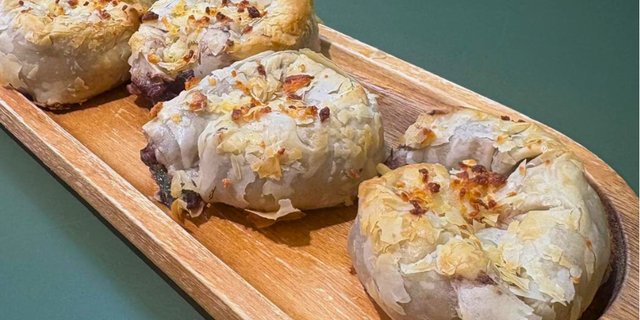 Eliopita (Olive Pie)