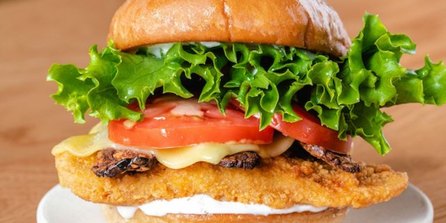 Chik'n Bacon Ranch Box