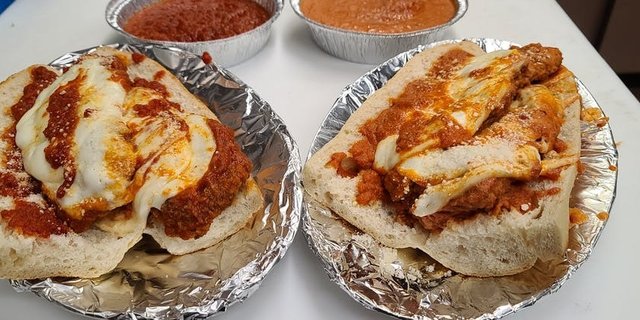 Chicken Parm W/ Tomato Sauce