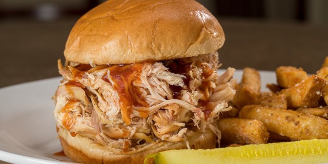 Pulled Chicken Sandwich