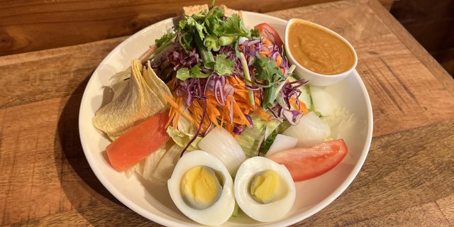 Siamese Salad