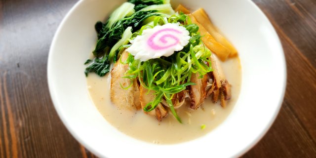 Tonkotsu Shiro Ramen