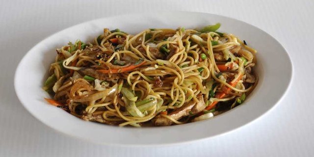 Chicken Stir-Fried Noodles