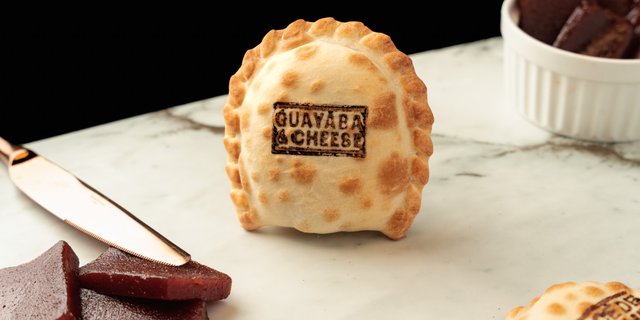 Guayaba & Cheese Empanada