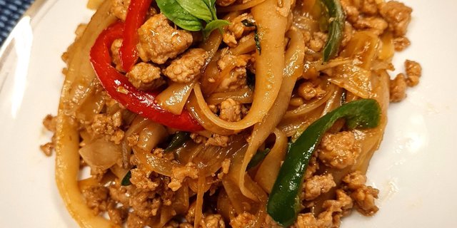 Drunken Noodles