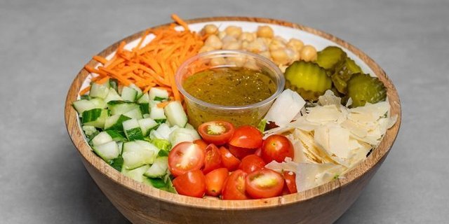 Cavolo Salad Tray