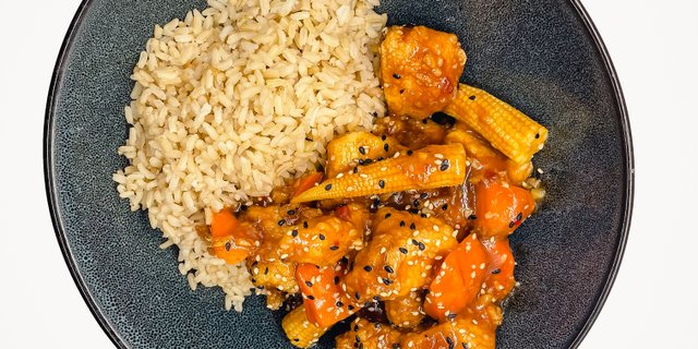Sesame Chicken Bowl Boxed Lunch