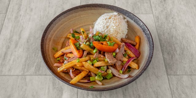 Individual Lomo Saltado