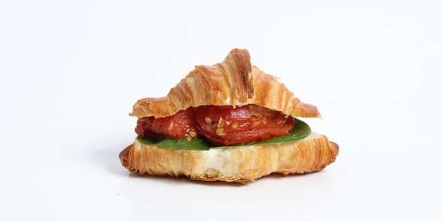 Spinach & Roasted Tomato Sandwich