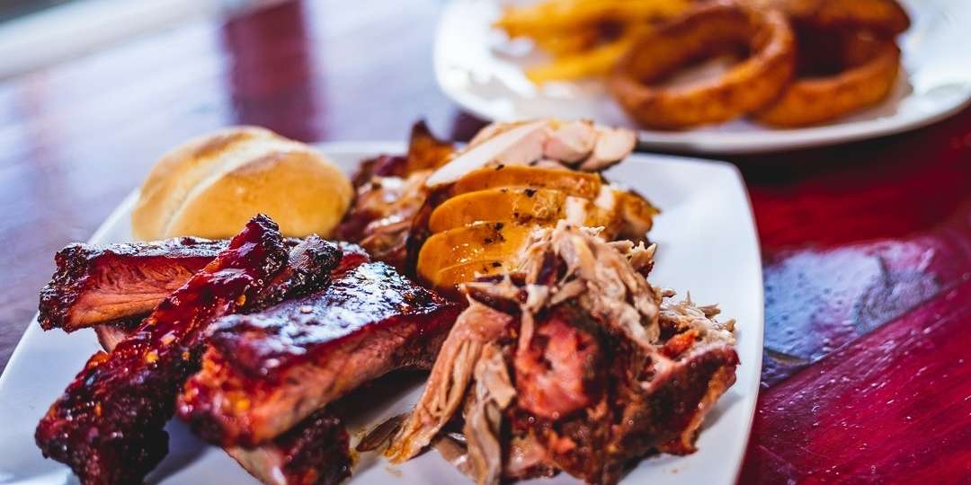 BBQ & Burgers Smokehouse