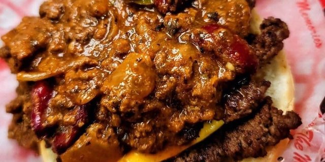 Chili Cheeseburger