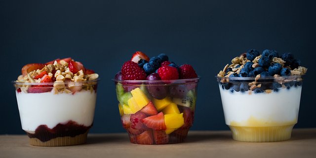 Seasonal Fresh Fruit Bowl