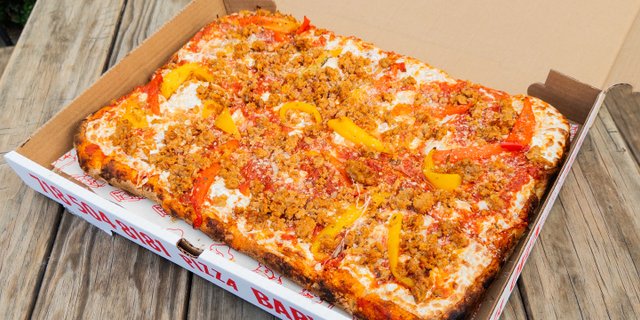 Sausage & Peppers Pizza