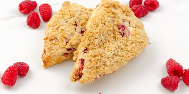 Raspberry Streusel Scone