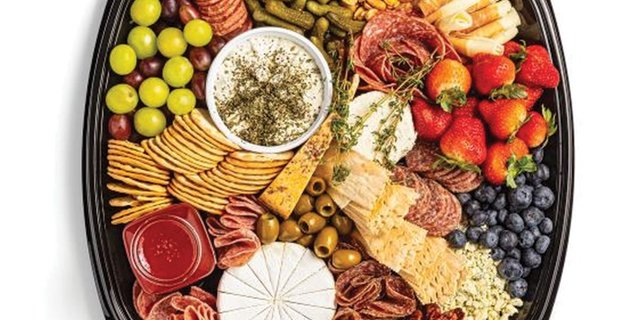 Columbus Grand Holiday Charcuterie Board
