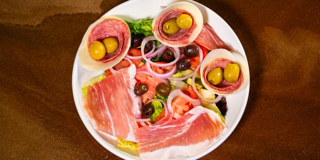 Italian Salad Boxed Lunch