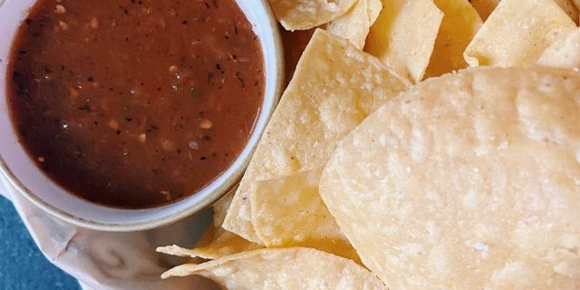 Salsa & Chips
