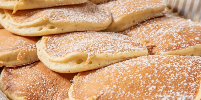 Chow Buttermilk Pancakes