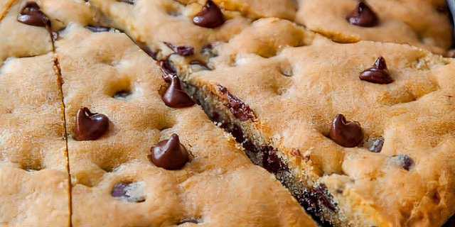Chocolate Chip Cookie