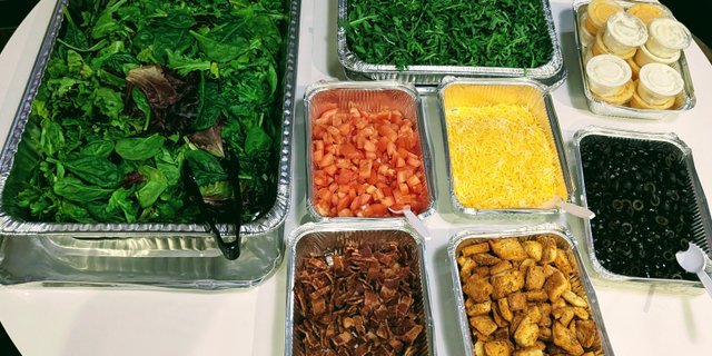 Deluxe Salad Bar