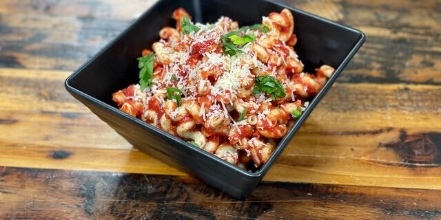 Cavatappi w/ Red Sauce