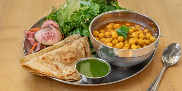 Chana Masala Green Salad Spice Bowl