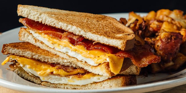 Bacon, Egg & Cheese Biscuit Sandwiches