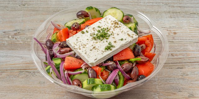 Xoriatiki Salad